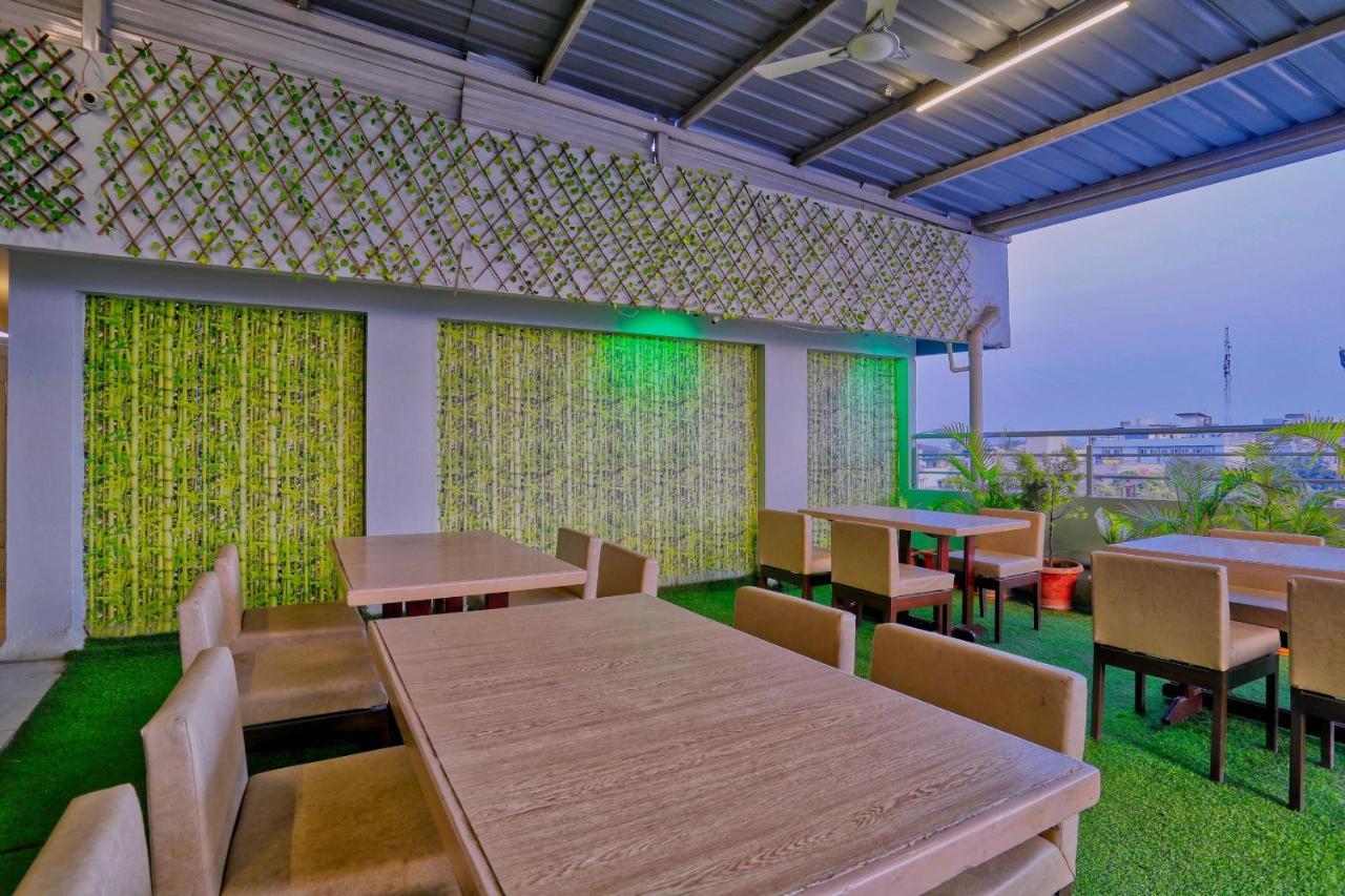 Hotel Galaxy Indore Exterior photo